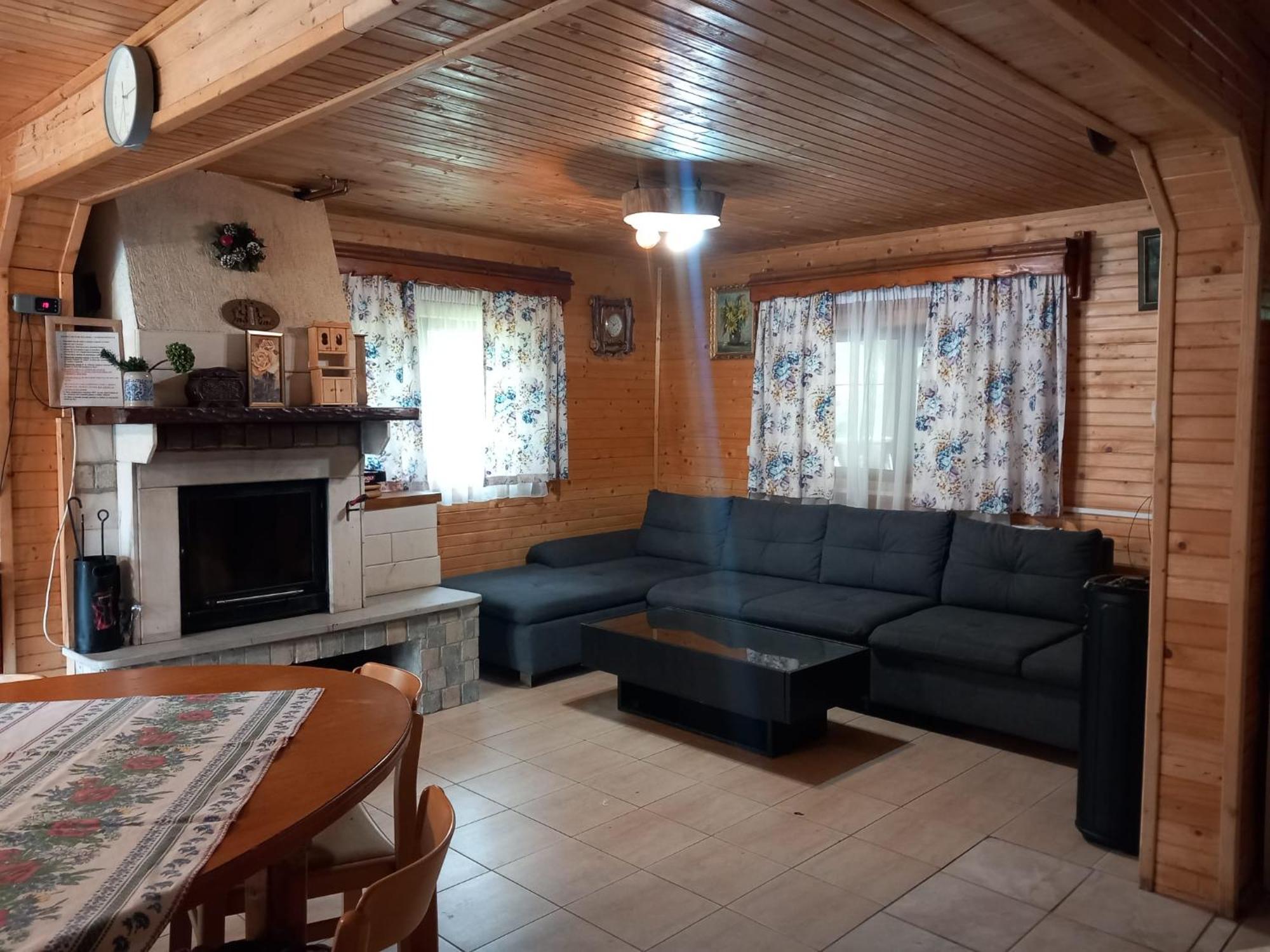 Cabana Din Padurea Belis Si Casuta Din Copac Cluj-Napoca Exterior foto