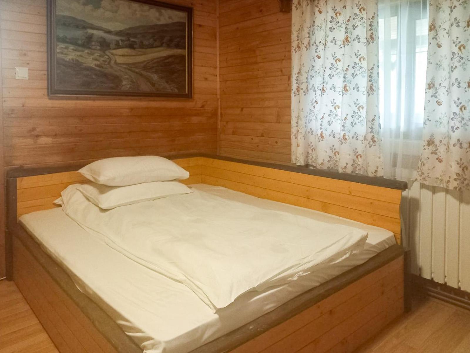 Cabana Din Padurea Belis Si Casuta Din Copac Cluj-Napoca Exterior foto